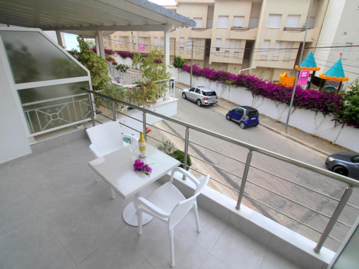 Gusto Di Casa Hotel Sarande Exterior photo