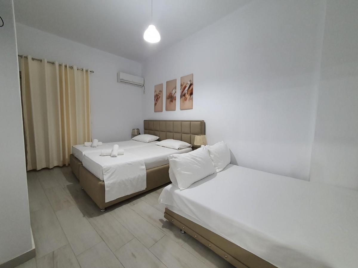 Gusto Di Casa Hotel Sarande Exterior photo